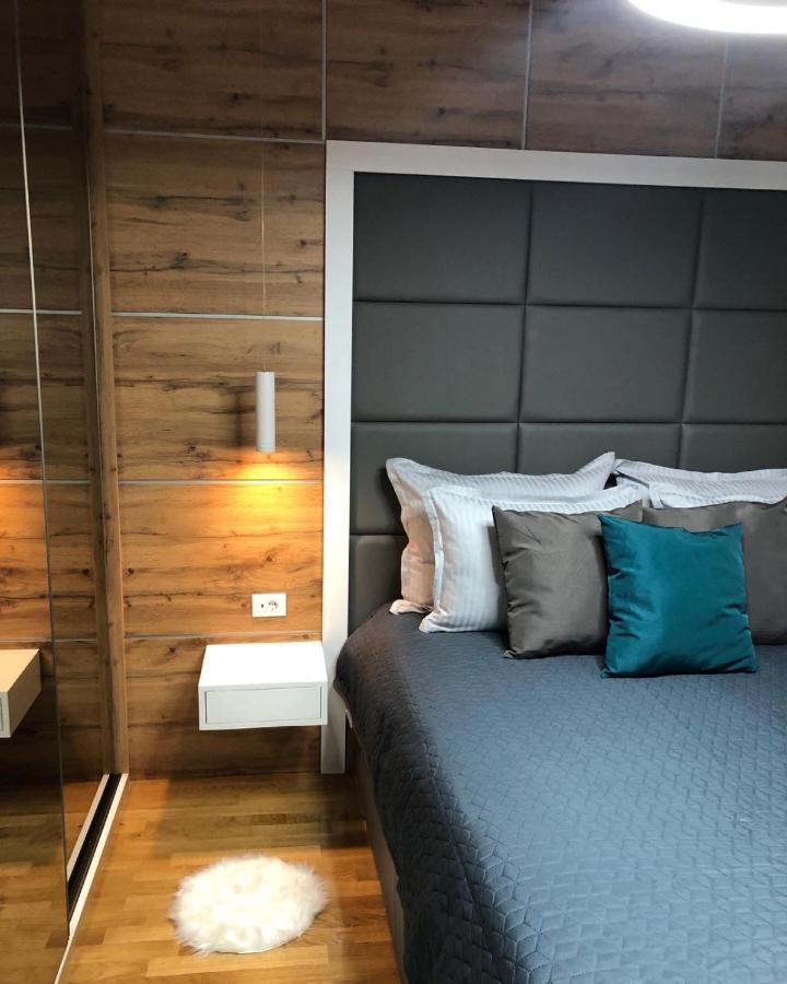 Lux Apartman 33 كراغوييفاك المظهر الخارجي الصورة