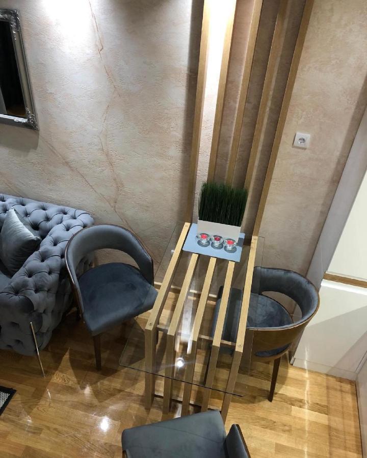 Lux Apartman 33 كراغوييفاك المظهر الخارجي الصورة