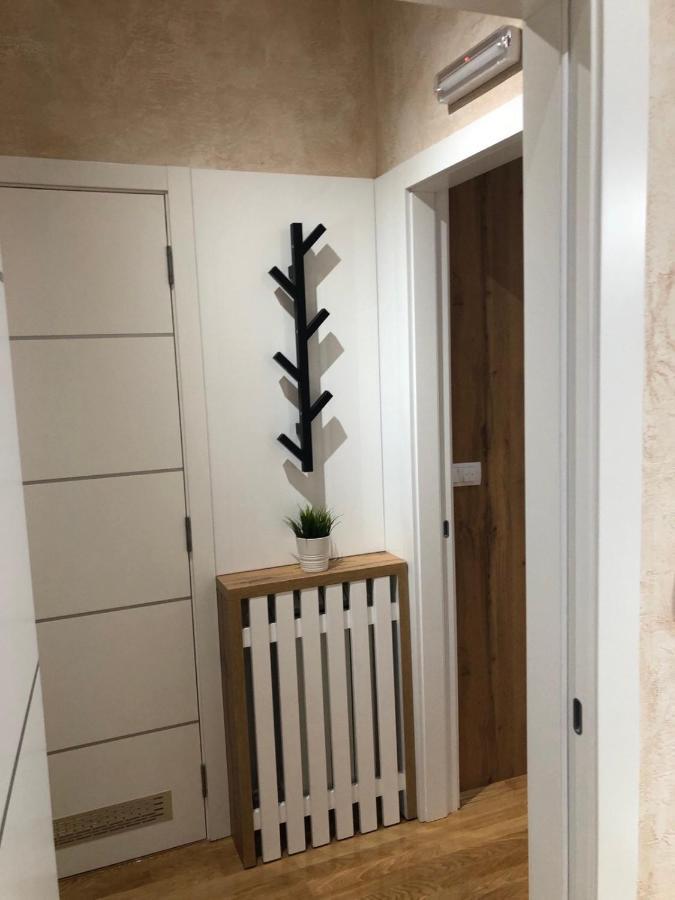 Lux Apartman 33 كراغوييفاك المظهر الخارجي الصورة